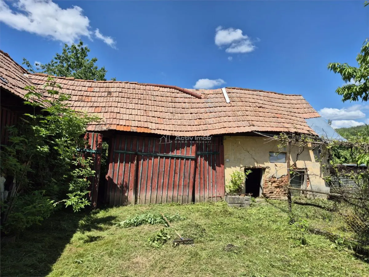 Casa de vanzare cu 2112 mp teren - foto 9