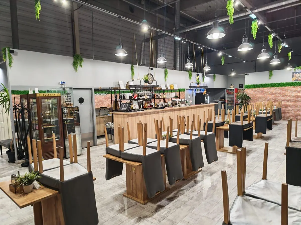 Oportunitate rara de investitie in Oradea-Restaurant complet echipat, bussines la cheie - foto 3