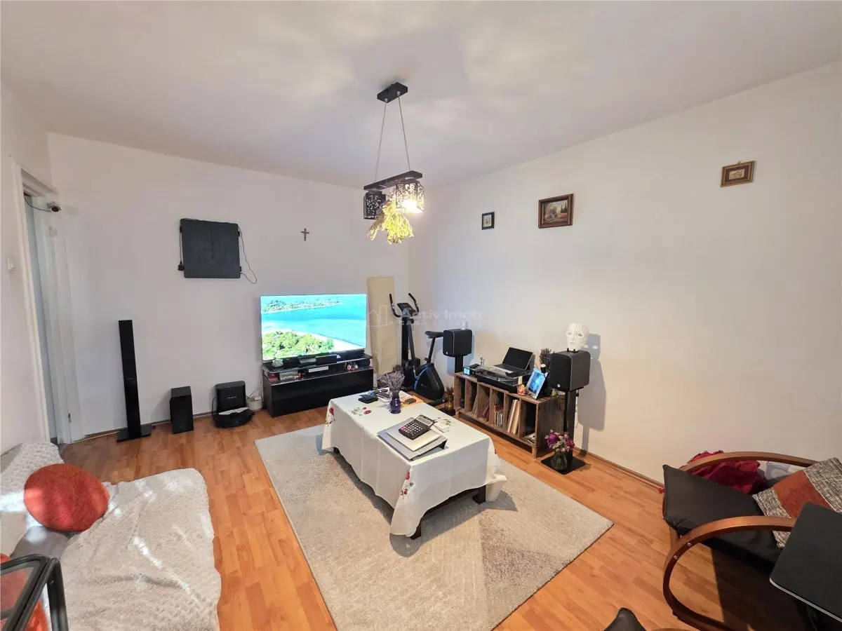 2 camere Bd Timisioara 39 - Plaza Romania - foto 1