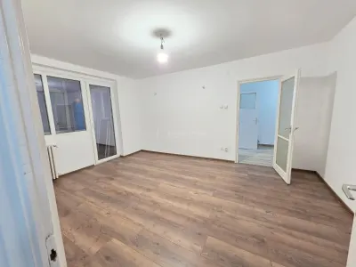 3 camere - Maior Coravu - Vatra Luminoasa - foto 2