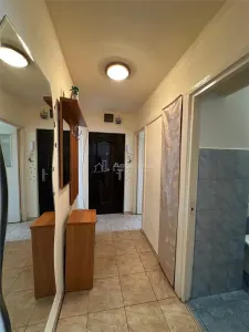 Resita. 2-Bedroom Apartment, Furnished & Equipped, Lunca - foto 12