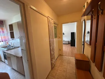 Resita. 2-Bedroom Apartment, Furnished & Equipped, Lunca - foto 14
