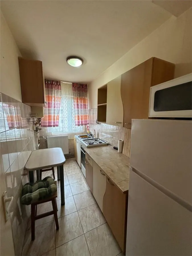 Resita. 2-Bedroom Apartment, Furnished & Equipped, Lunca - foto 6