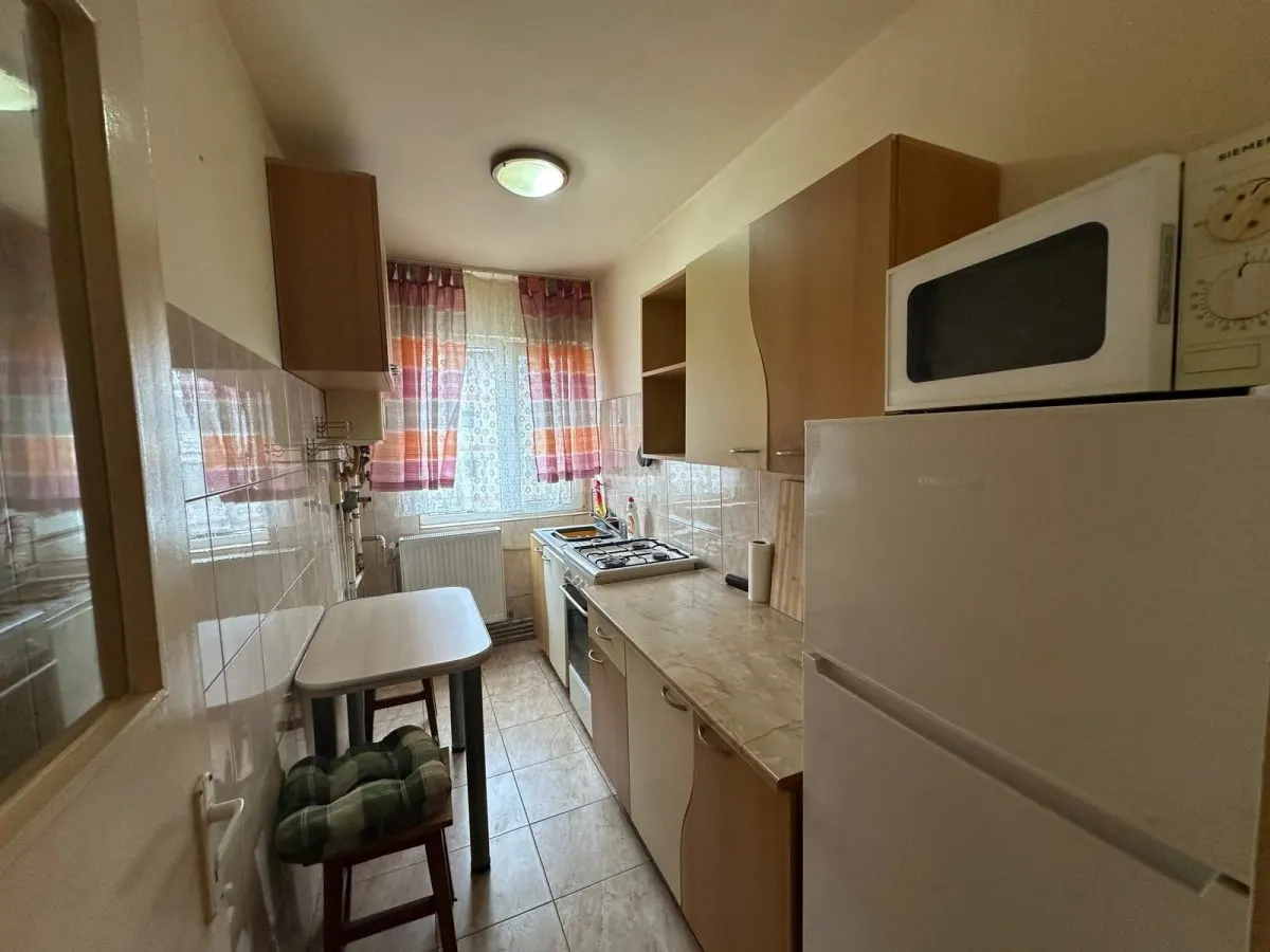 Resita. 2-Bedroom Apartment, Furnished & Equipped, Lunca - foto 8