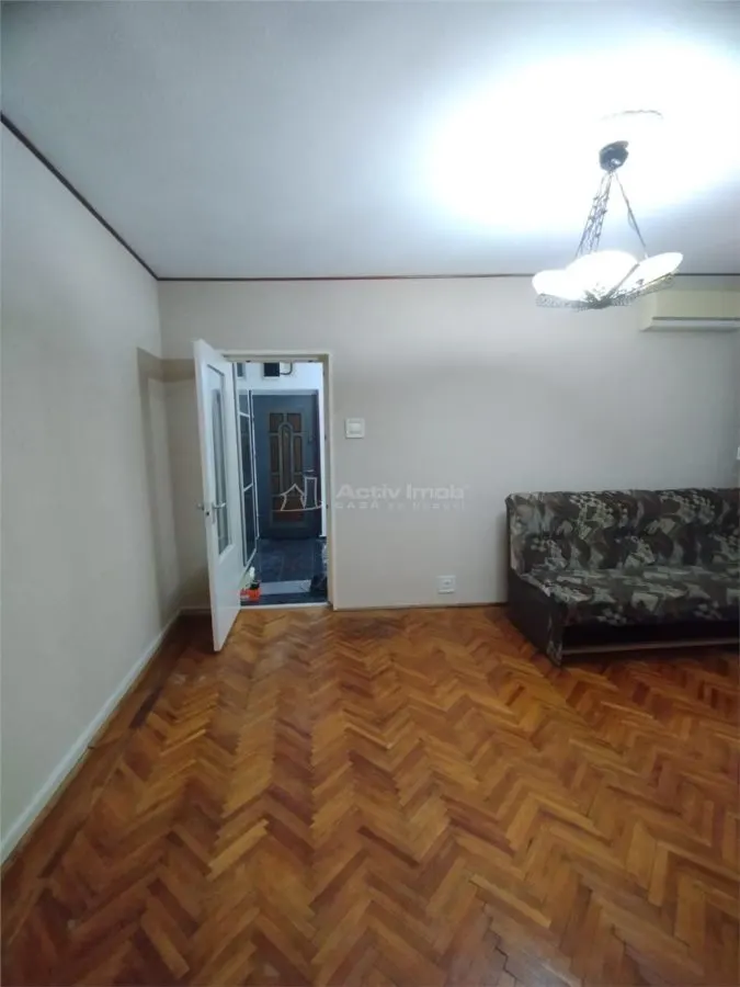 Apartament cu 4 camere, situat in zona de nord a orasului - foto 6