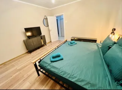 Vand Studio in Piata Ovidiu - foto 2