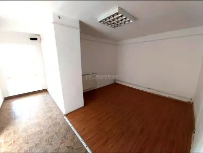 Avrig商业空间出租，毗邻Lidl超市 - foto 4