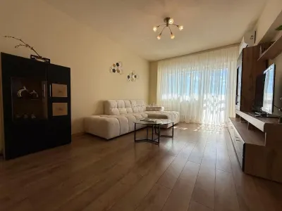 Appartement 4 Pièces, Plan Dégagé – Piața Victoriei – Titulescu - Bucuresti
