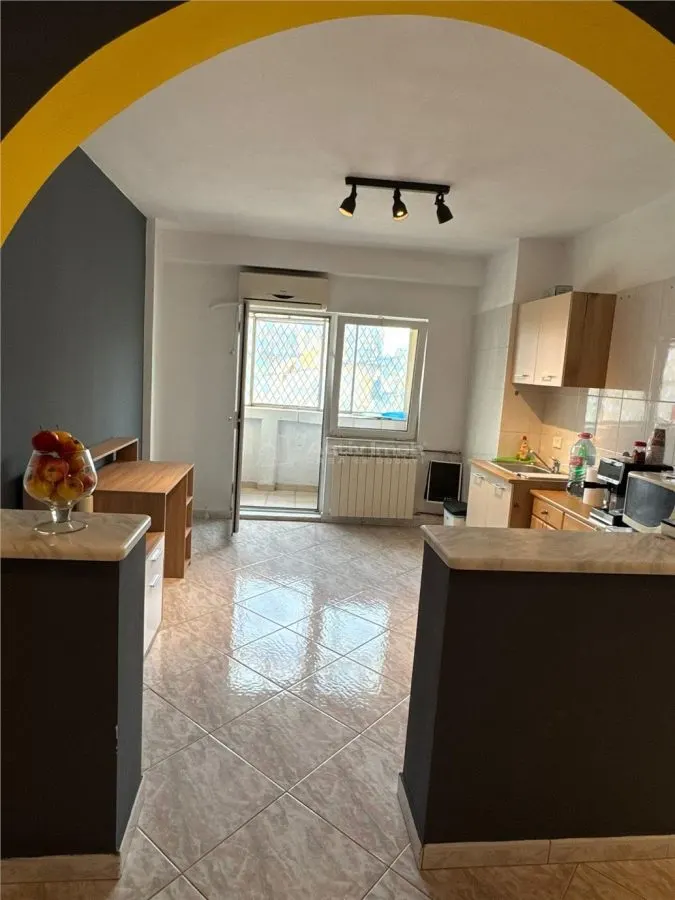 Sale: 2-Bedroom Office Apartment, 1st Floor, Bd. Burebista – Alba Iulia Square - foto 4
