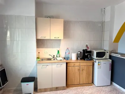 Sale: 2-Bedroom Office Apartment, 1st Floor, Bd. Burebista – Alba Iulia Square - foto 10