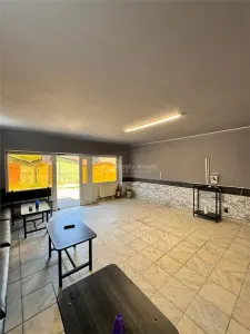 Commercial Space Opportunity – Ground + First Floor - foto 2