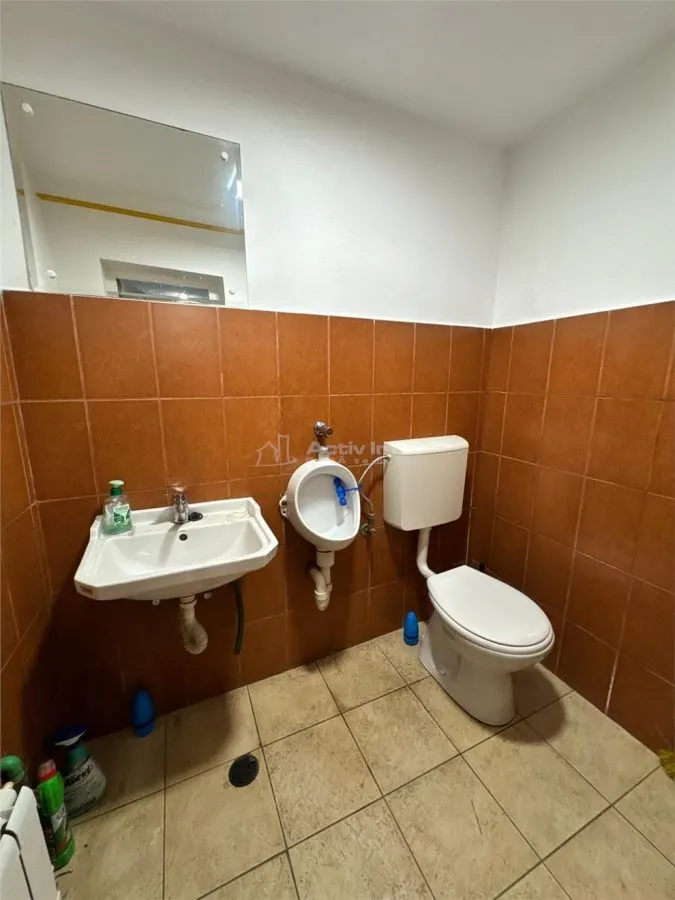 Commercial Space Opportunity – Ground + First Floor - foto 8