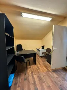 Commercial Space Opportunity – Ground + First Floor - foto 9