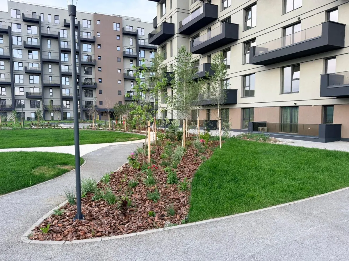 Apartament de lux, cu 2 camere, situat in MRS GRADINILE cu loc de parcare - foto 6