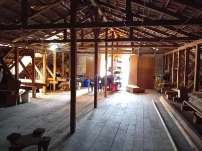House / villa for sale 230 sqm in Resita, Muncitoresc area - foto 9