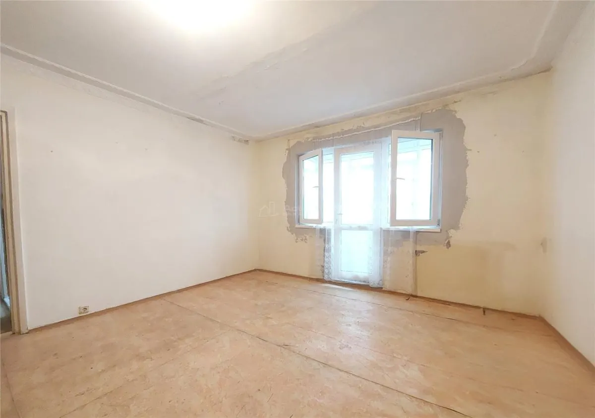 2 camere, 53 mp, etaj 4 din 4, Micro 5 - foto 1