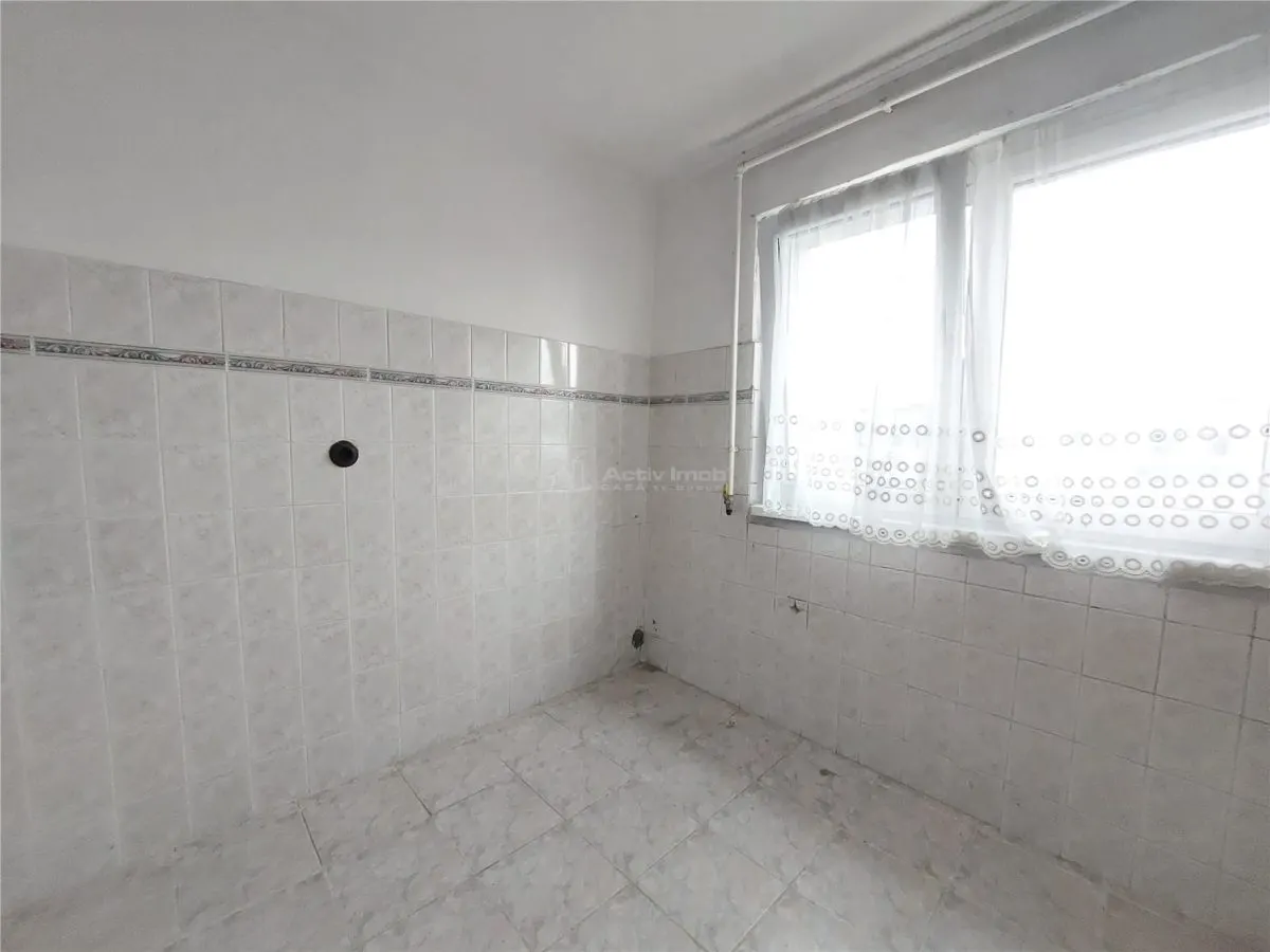 2 camere, 53 mp, etaj 4 din 4, Micro 5 - foto 3