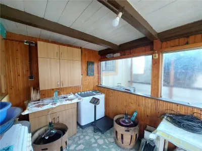 Casa P+1, 5 camere, 150 mp, teren 3815 mp, Zoresti, com. Vernesti - foto 11