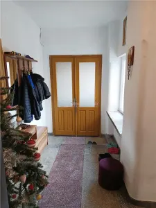 3-Bedroom House with Land in Pojejena, Caras Severin - foto 2