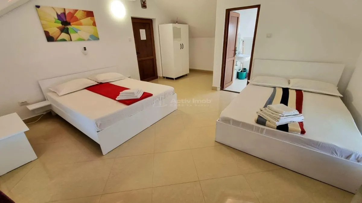 Villa 3 Chambres avec Pension 9 Chambres – Eforie Nord - foto 4