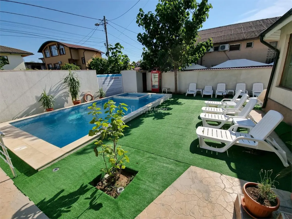 Villa 3 Chambres avec Pension 9 Chambres – Eforie Nord - foto 8