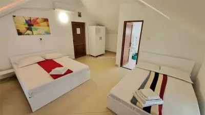 Villa 3 Chambres avec Pension 9 Chambres – Eforie Nord - foto 9