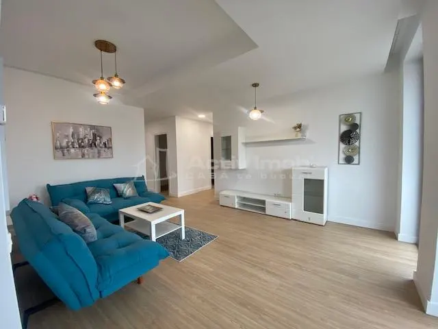 3 camere Damaroaia lux prima inchiriere - foto 1