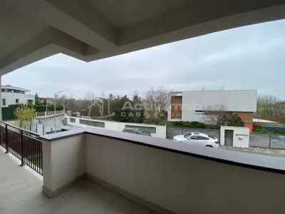 3 camere Damaroaia lux prima inchiriere - foto 8