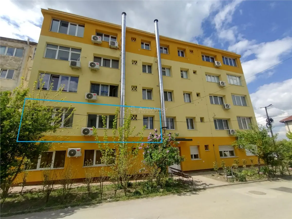 Oravita | Apt.2 Cam | Etj.1 | Zona Pompieri | Pret Negociabil - foto 3