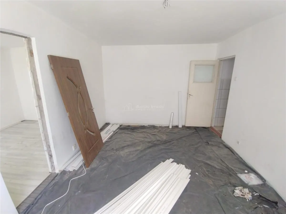Oravita | Apt.2 Cam | Etj.1 | Zona Pompieri | Pret Negociabil - foto 7