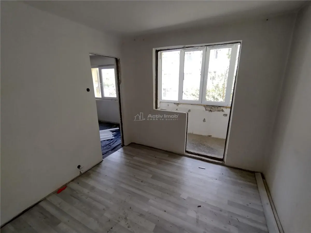Oravita | Apt.2 Cam | Etj.1 | Zona Pompieri | Pret Negociabil - foto 10