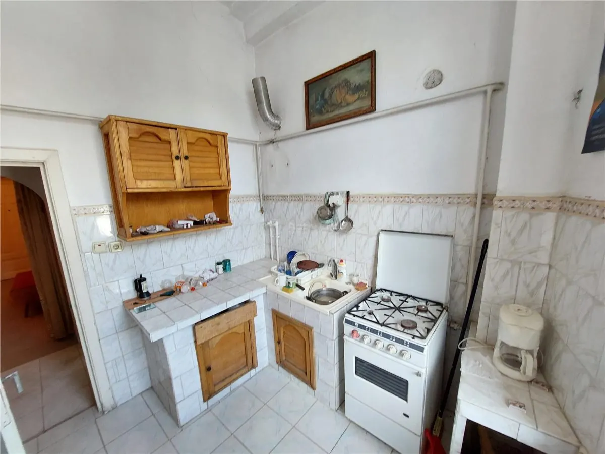 2 camere in cladire P+1,etaj 1, 60 MP, beci subsol, Ultracentral - foto 13