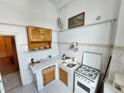 2 camere in cladire P+1,etaj 1, 60 MP, beci subsol, Ultracentral - foto 14