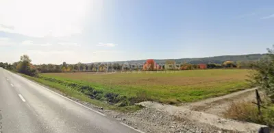 Teren intravilan 13060 mp | Deschidere 64 m la DN72A Voinesti - Voinesti