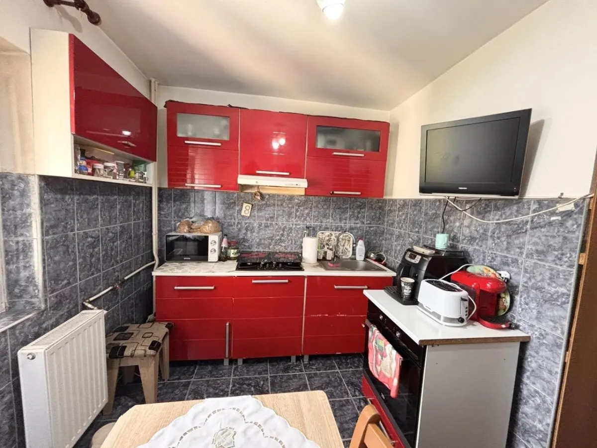 Apartament 3 camere tip PB bloc reabilitat - foto 8