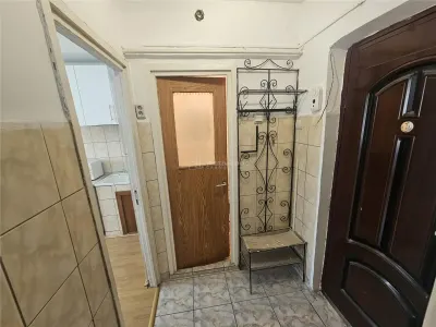 Resita, Furnished & Equipped Studio, 2nd Floor, Calea Caransebesului - foto 10