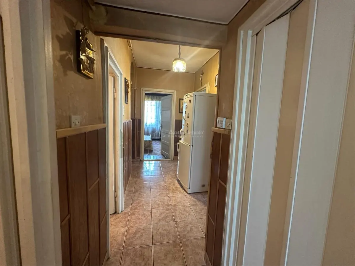 Resita, 3-Bedroom Apartment, Split Layout, Ground Floor, Lunca - foto 18