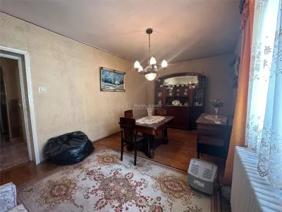 Resita, 3-Bedroom Apartment, Split Layout, Ground Floor, Lunca - foto 4