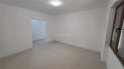 Racasdia, Spatiu Comercial la Sosea, Locatie Centrala - foto 13