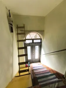Casa generoasa de vanzare la tara - foto 5