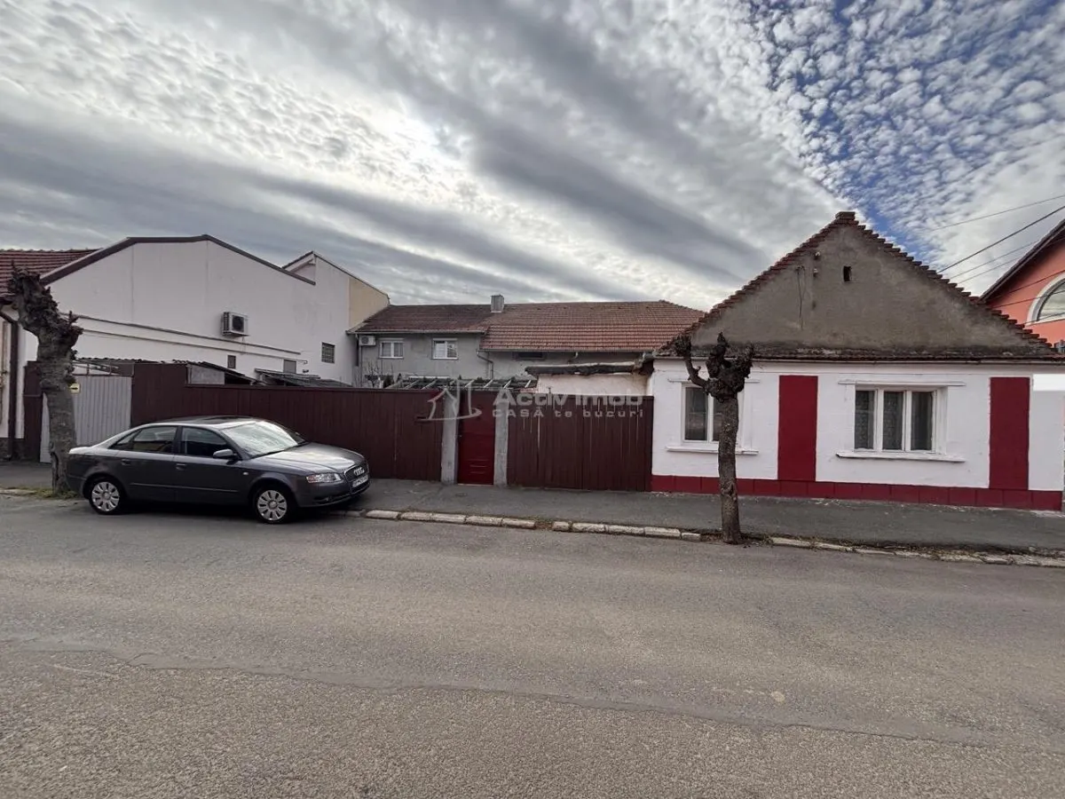 Casa cu dublu front in Cantemir – oportunitate excelenta pentru renovare si investitie - foto 5