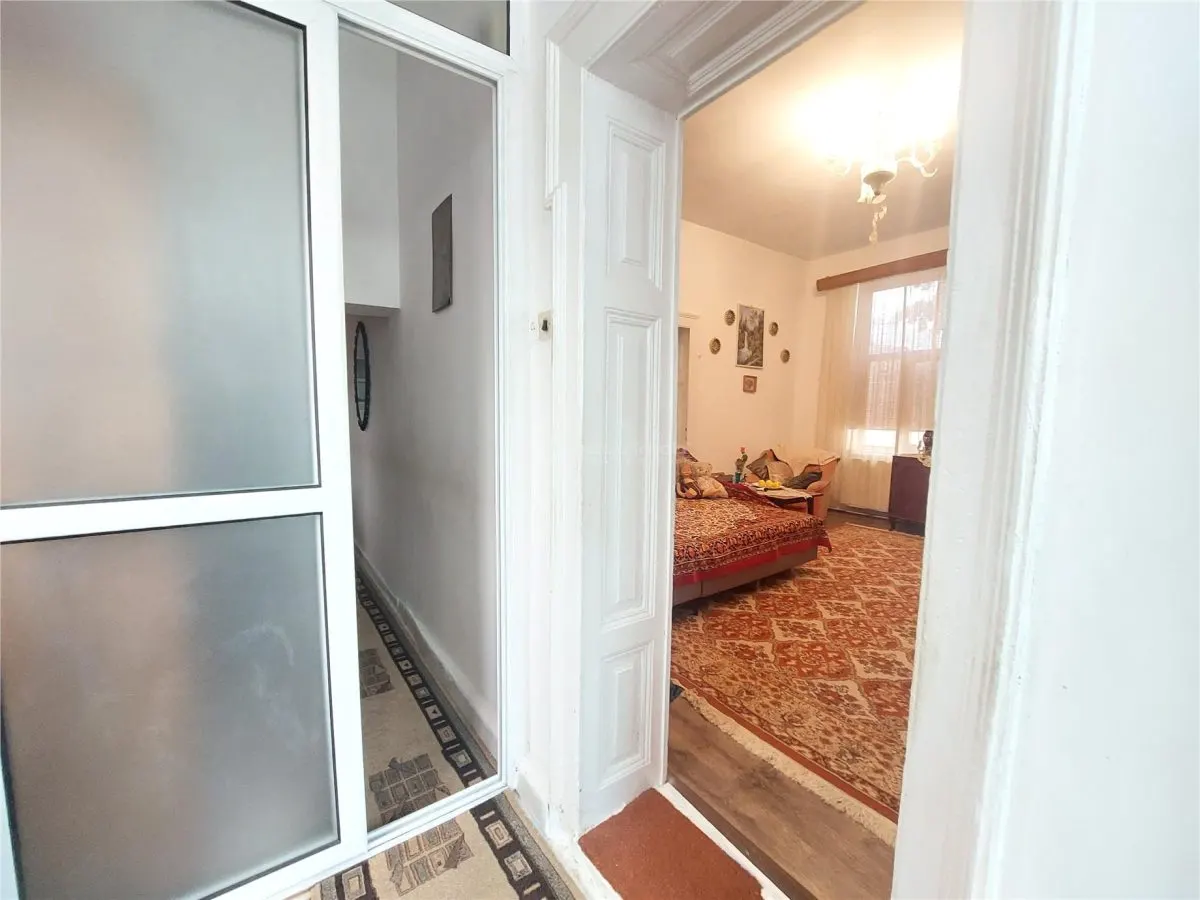 Doua corpuri de CASA, teren 228 mp, zona Gării, Buzau - foto 10