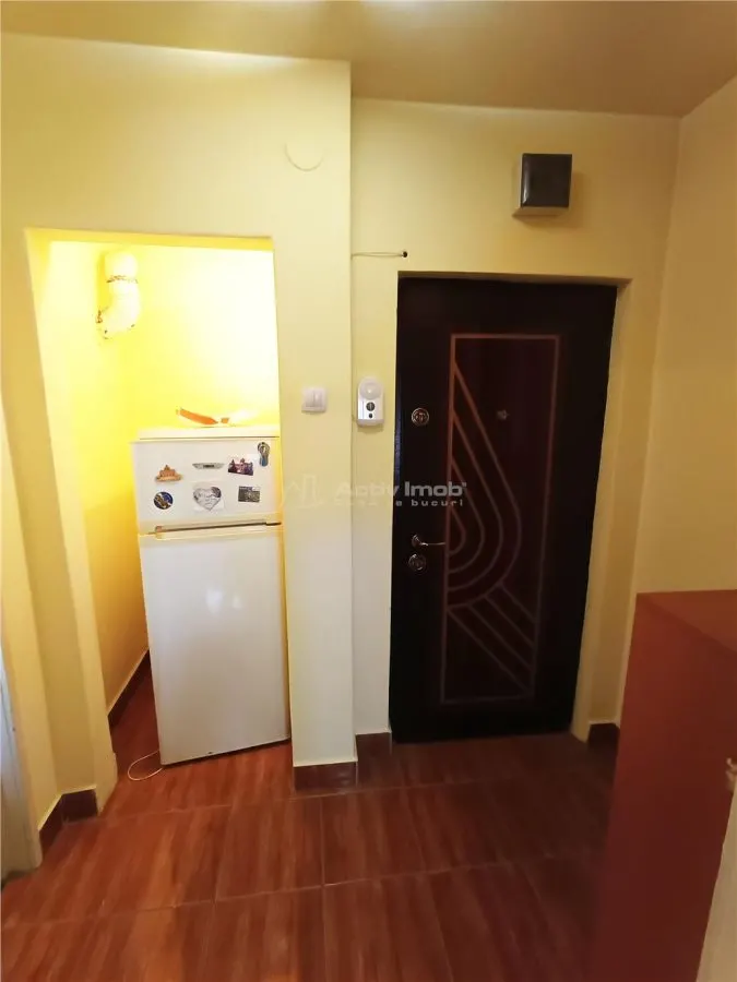 Apartament 2 cam. in Moldova Noua - foto 8