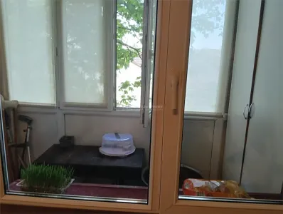 Apartament cu 3 camere-Bloc reabilitat-Teius-Stradal-Mobilat si utilat- - foto 17