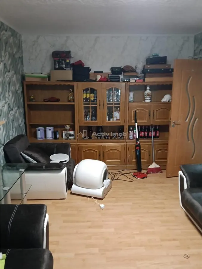 Apartament cu 3 camere-Bloc reabilitat-Teius-Stradal-Mobilat si utilat- - foto 6