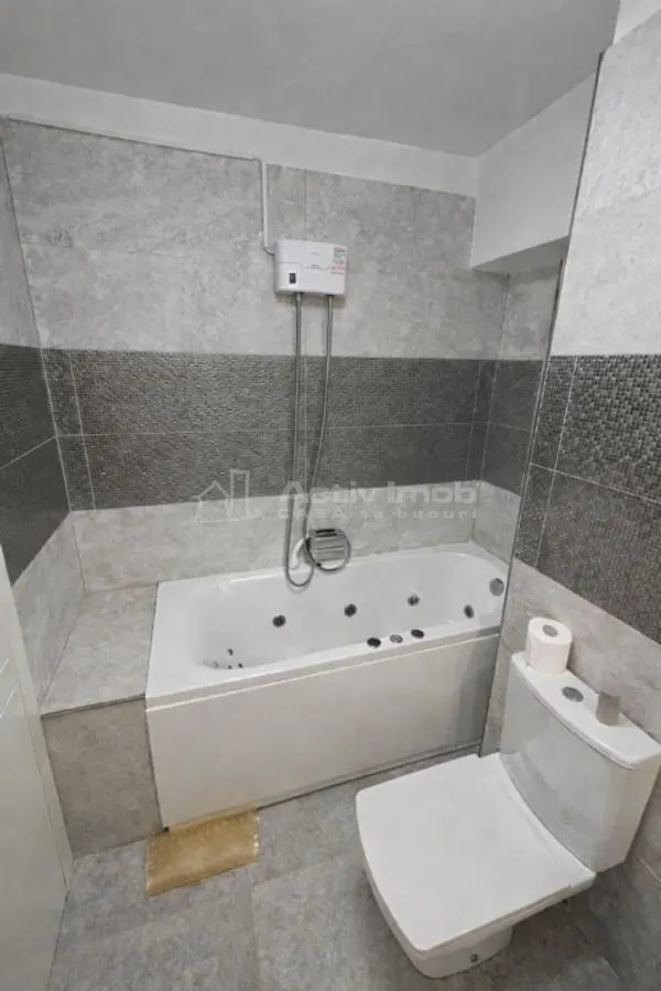 Appartement 3 Pièces Distribuées – Rond Alba Iulia – Zéro Commission - foto 9