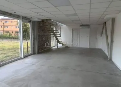 HALA MODERNA 400 MP + SHOWROOM/BIROURI | TEREN 2.500 MP | ACCES TIR | LANGA DN71 - foto 3