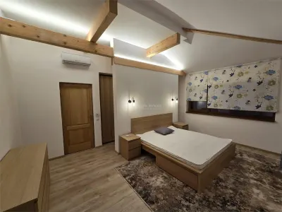 فيلا مستقلة - تاماسي كوربيانكا - 4 غرف نوم - 3 حمامات - 170م² - 1000م² أرض - foto 6