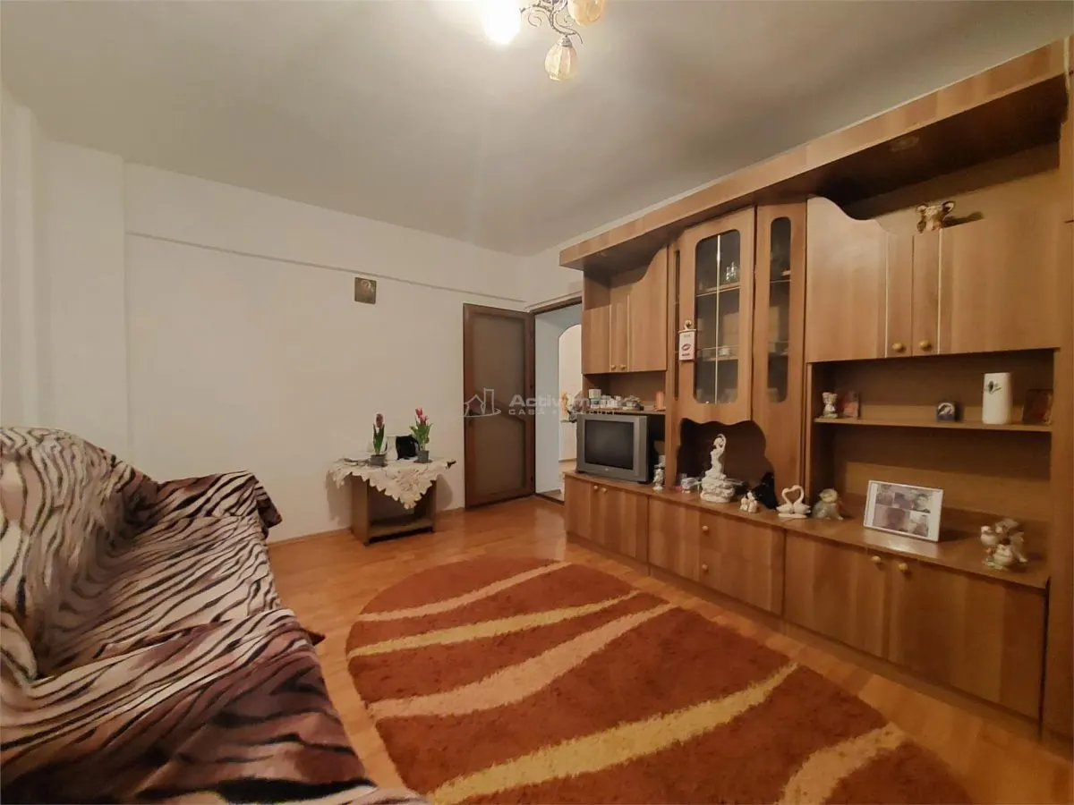 3 camere, 67 mp, etaj 4, decomandat, DOROBANTI 1 - foto 2