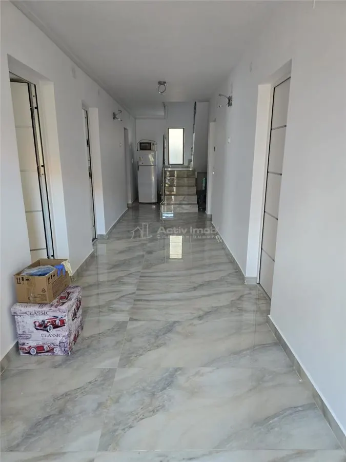 Vand Pensiune 10 camere Eforie Nord - foto 1